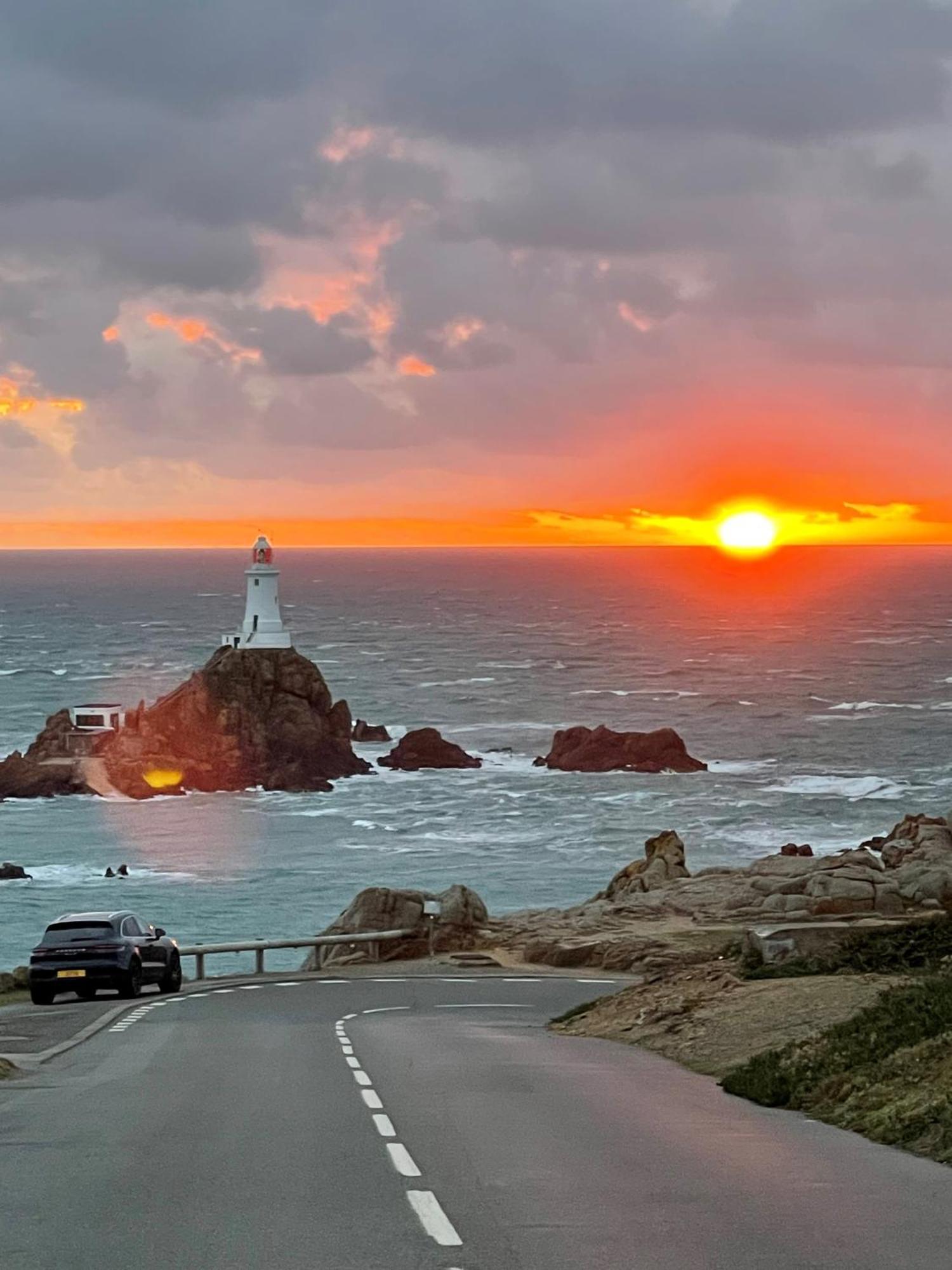 Corbiere Phare Apartments Сейнт Брелад Екстериор снимка