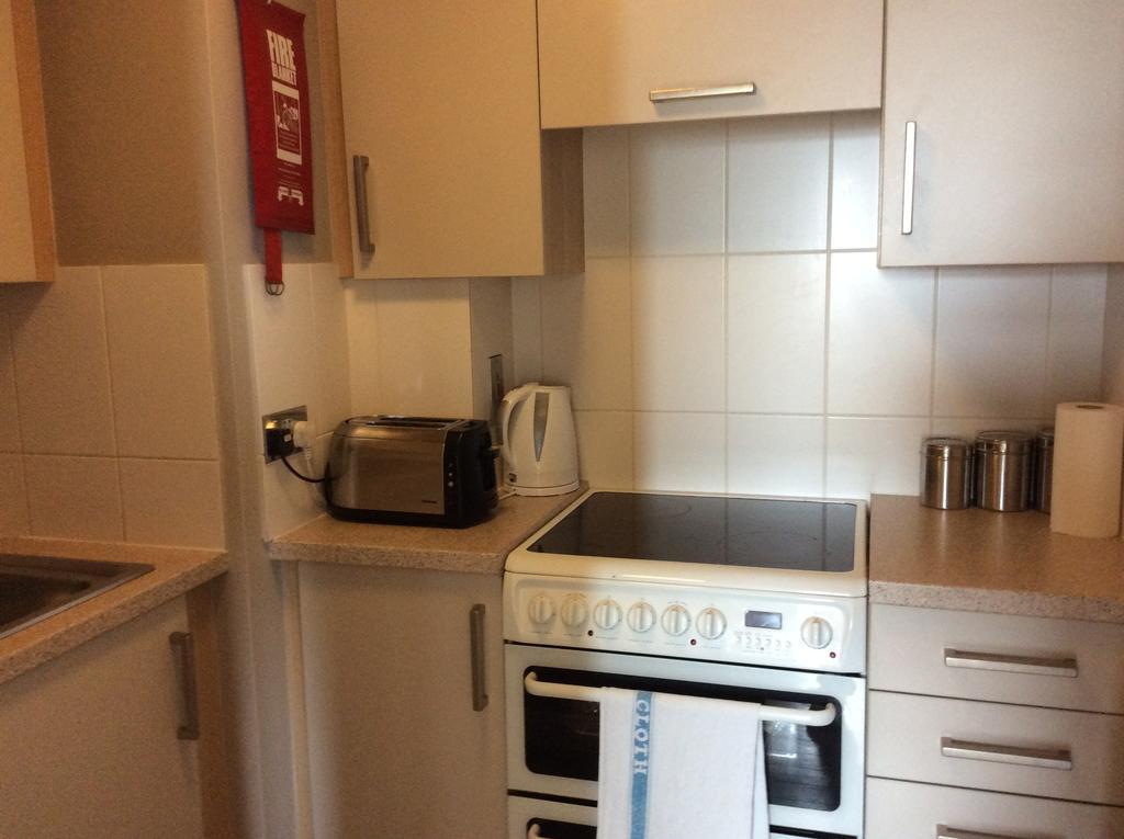 Corbiere Phare Apartments Сейнт Брелад Стая снимка